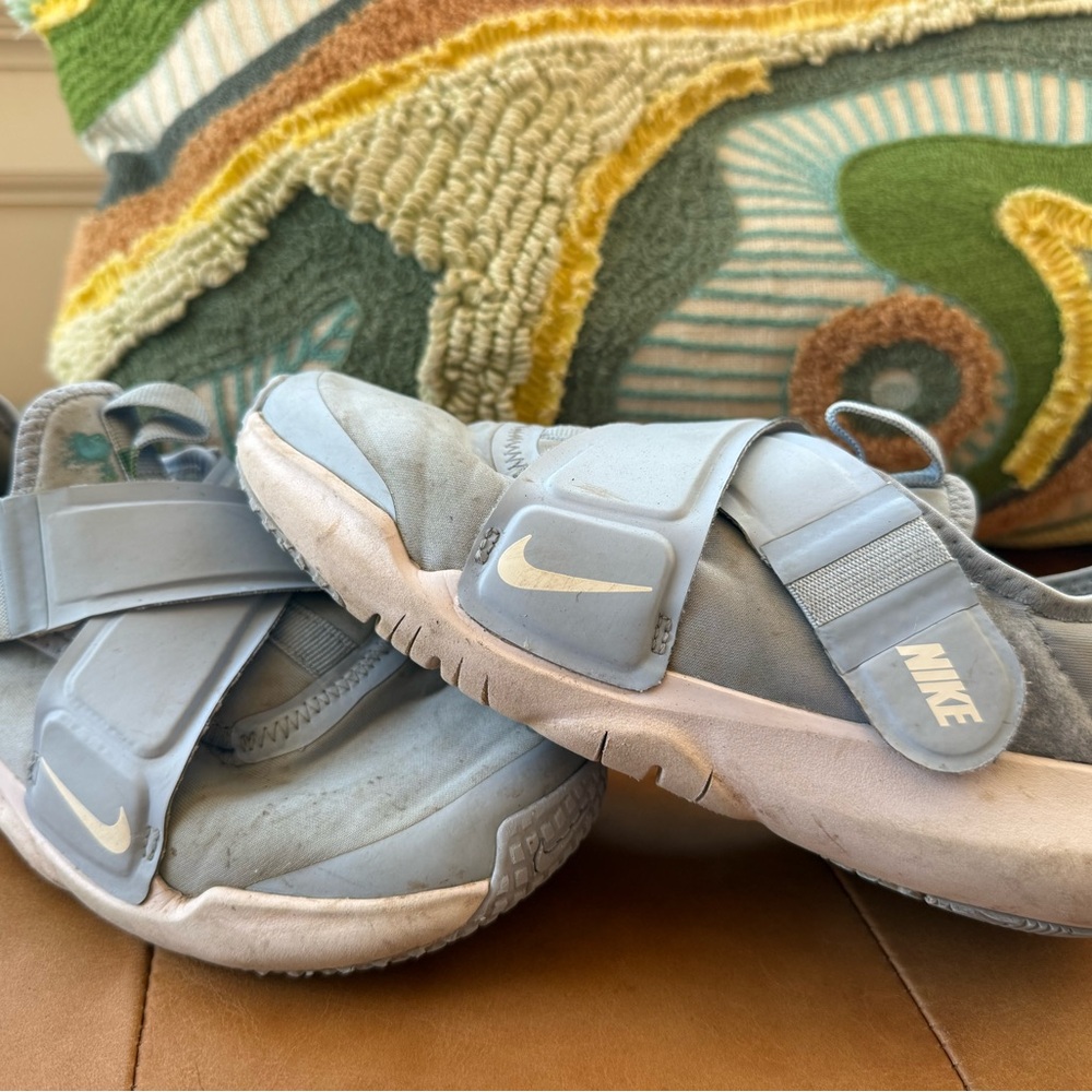 Nike Kids Light Blue Velcro Sneakers